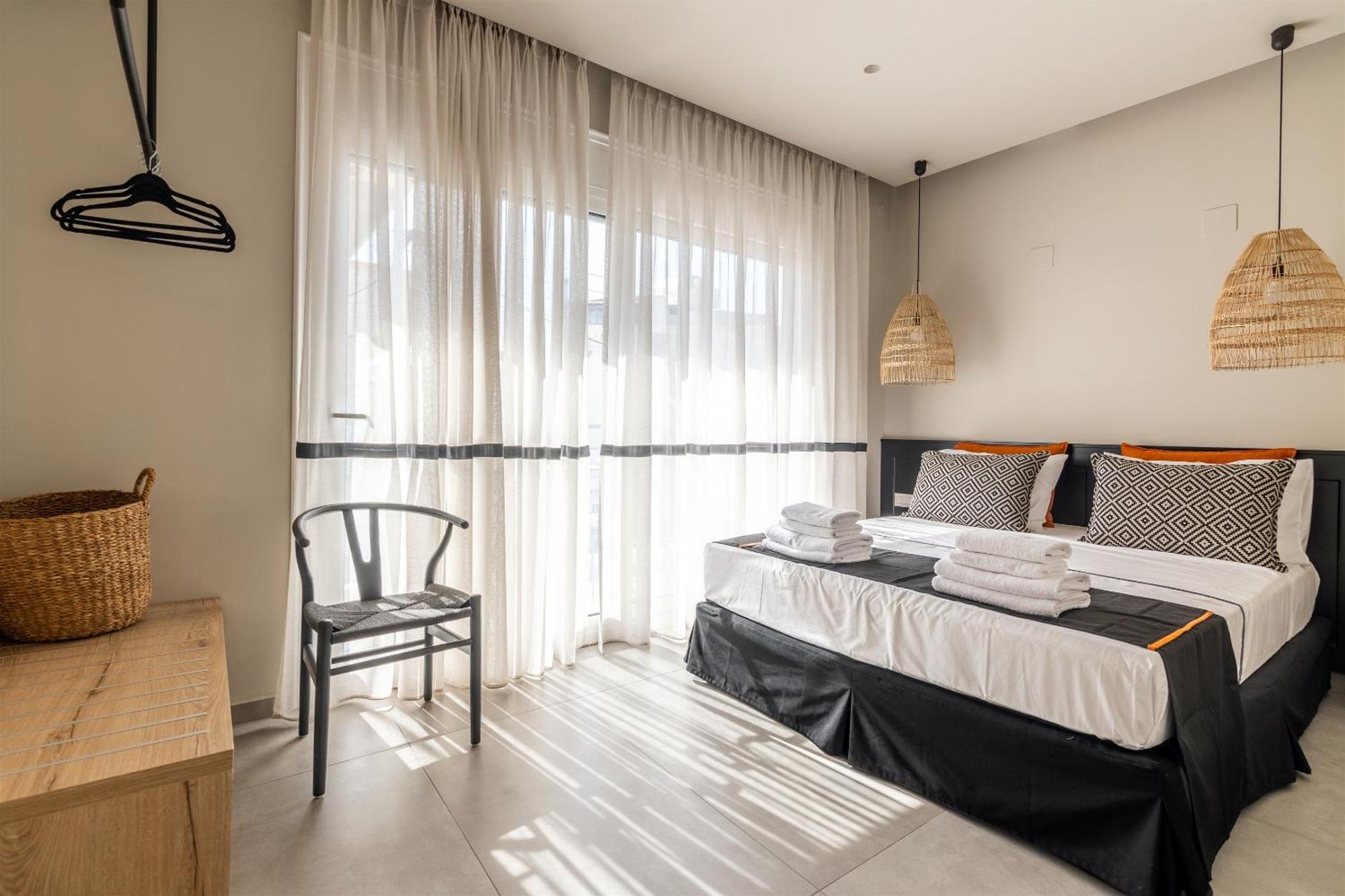 Andrews Luxury Suites Near The Airport Heraklion (Crete) Exterior foto